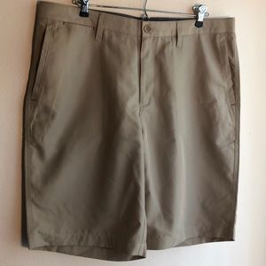 NWT Seapointe athletic/casual shorts khaki 36
